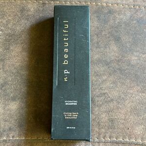 n:philanthropy beautiful Hydrating‎ Shampoo nib